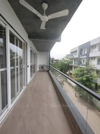 4 BHK for Rent in South City 2