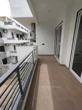 4 BHK for Rent in South City 2