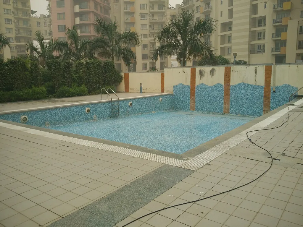 Unitech Close South