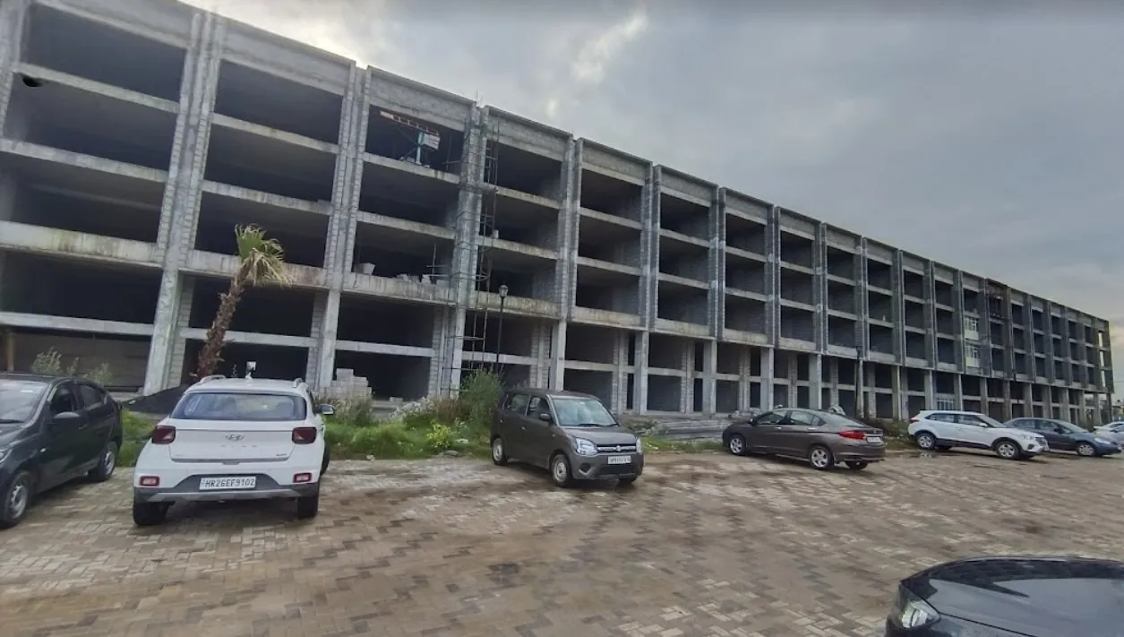 Commercial Shops for Lease