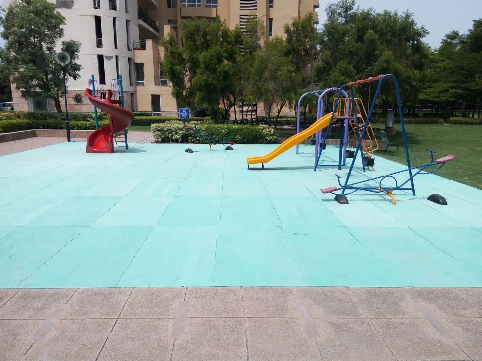 Flats for Rent in Unitech Escape Gurgaon