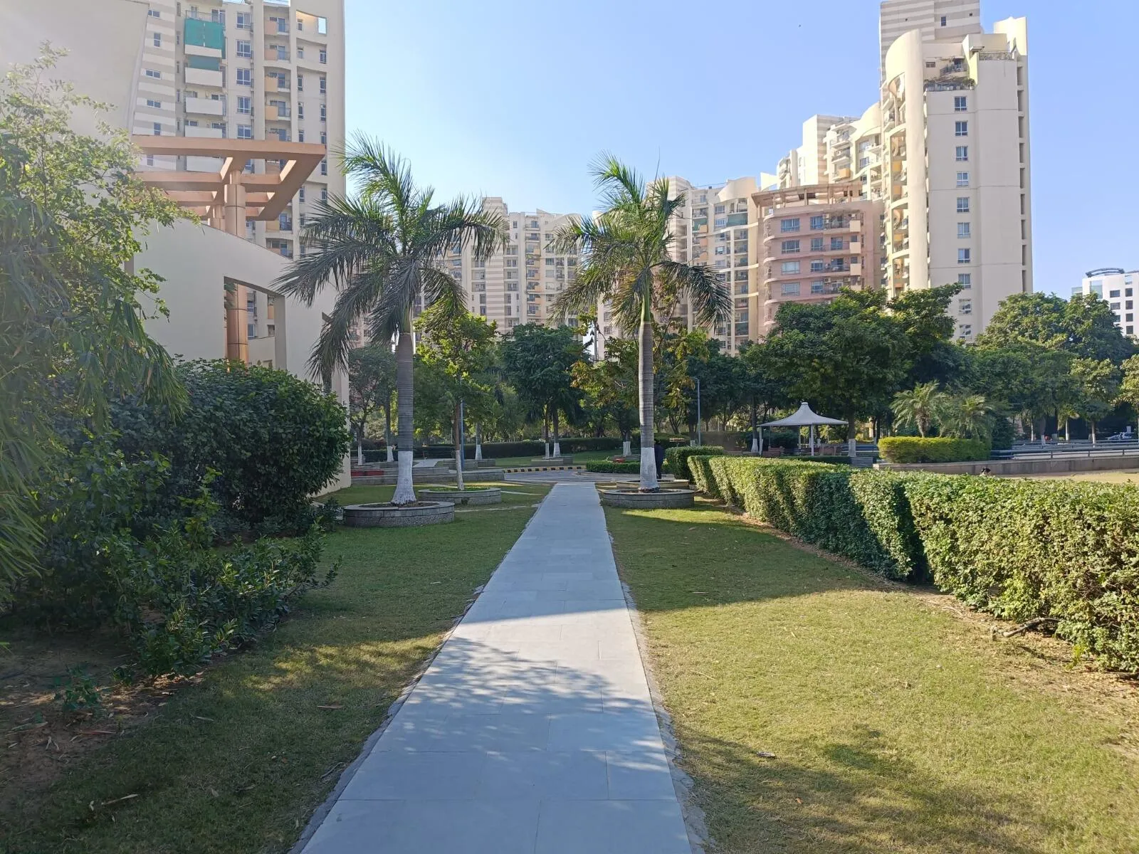 Unitech Close South